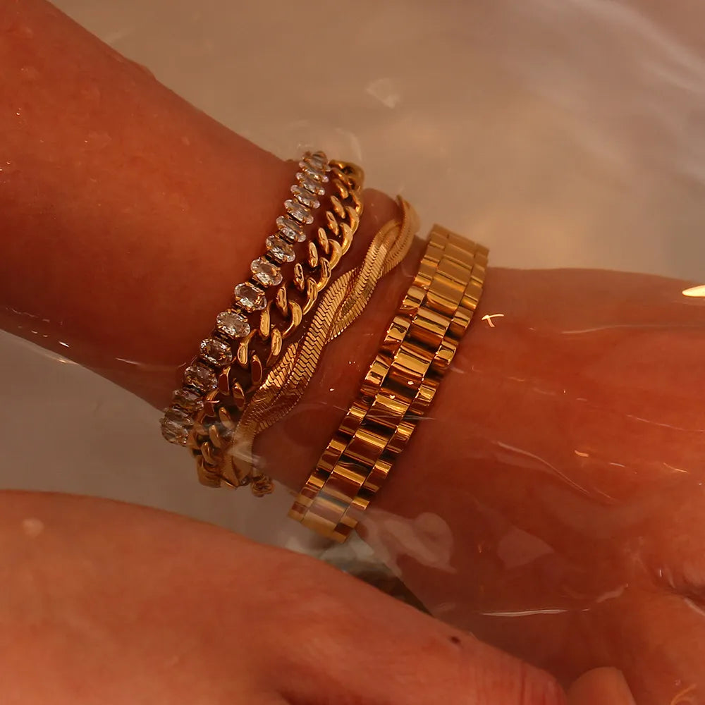 Marguerite Elegant Bracelet