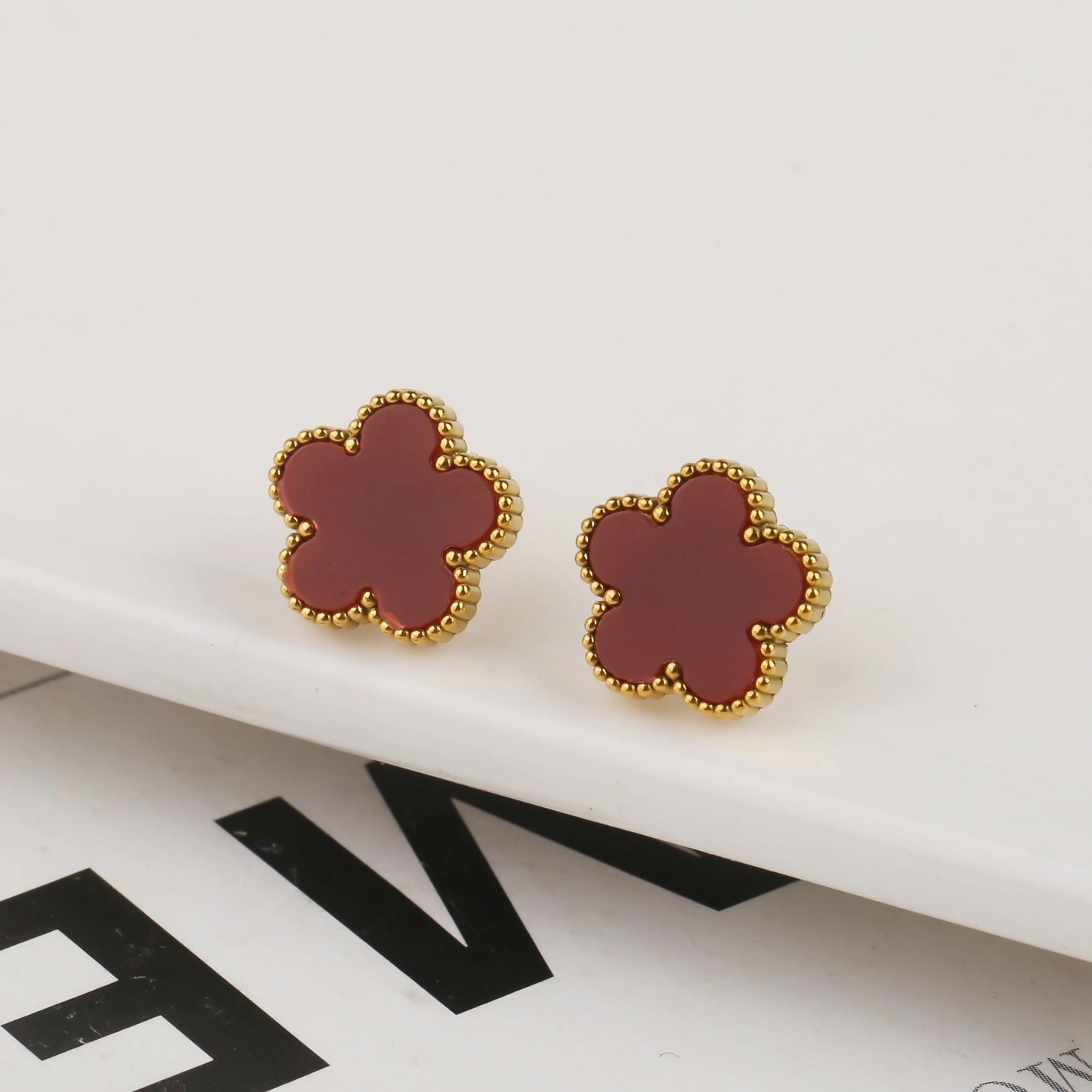 Alira Clover Earrings | Red
