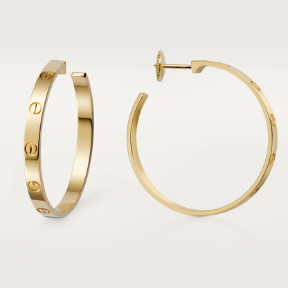 Lyra Kiss | Stud Earrings