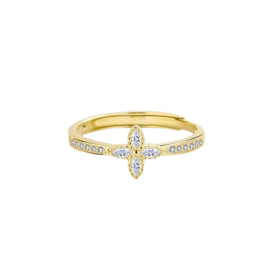 Elara Bloom | Gold