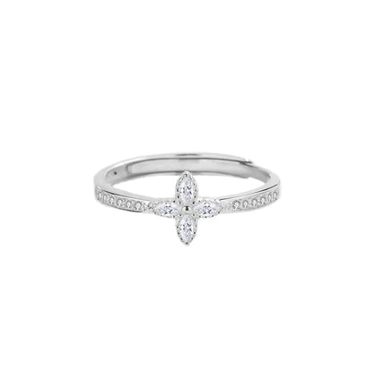 Donatella Ring | Silver
