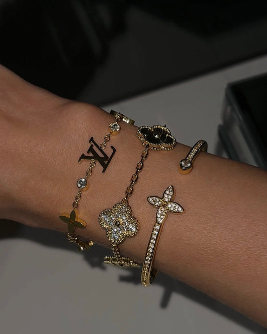 Beatrice Lottie Bracelet | Gold