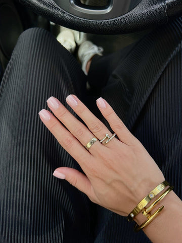 LOVED BY 10,500+ CUSTOMERSBecome part of our community and discover timeless style.
