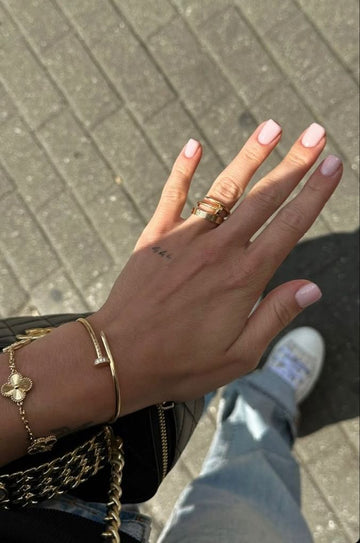 LOVED BY 10,500+ CUSTOMERSBecome part of our community and discover timeless style.