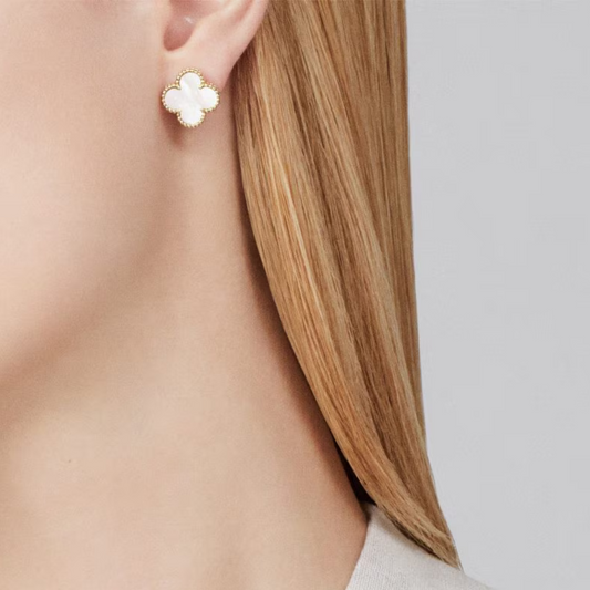 Saphira Coki Earrings | Gold & White