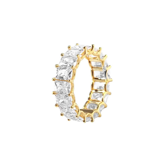 Amara Elegant Ring